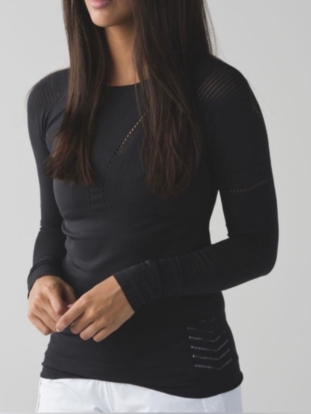 {{SOLD} LULULEMON Speed Long Sleeve Shirt Women’s Medium Black Running Workout